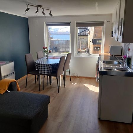 Feelhome Small 1 Bedroom Apartment Polar Vegen Tromsø Zimmer foto